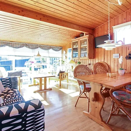 Bjari - 850m From The Sea By Interhome Løkken
