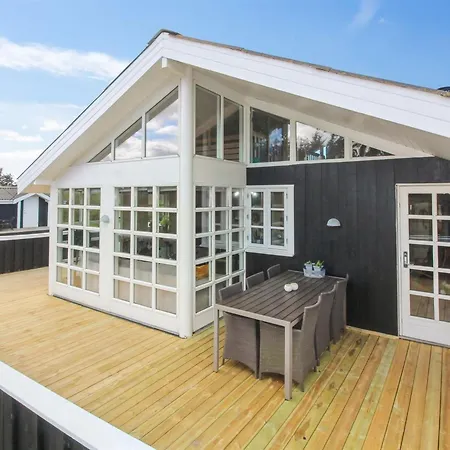 Bjari - 850m From The Sea By Interhome Løkken